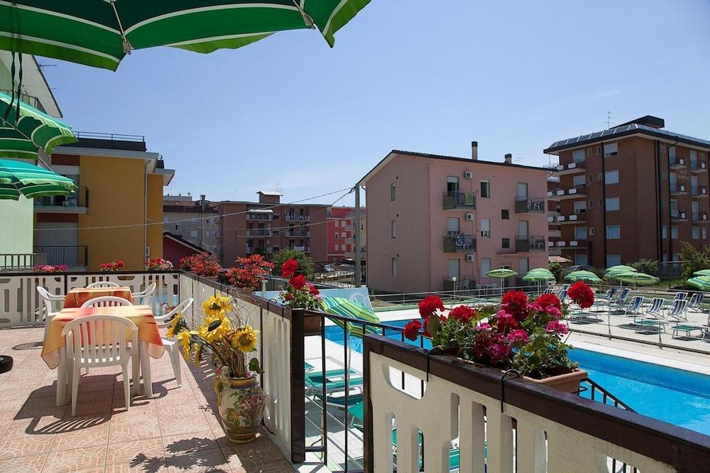 Vianello Hotel 3*